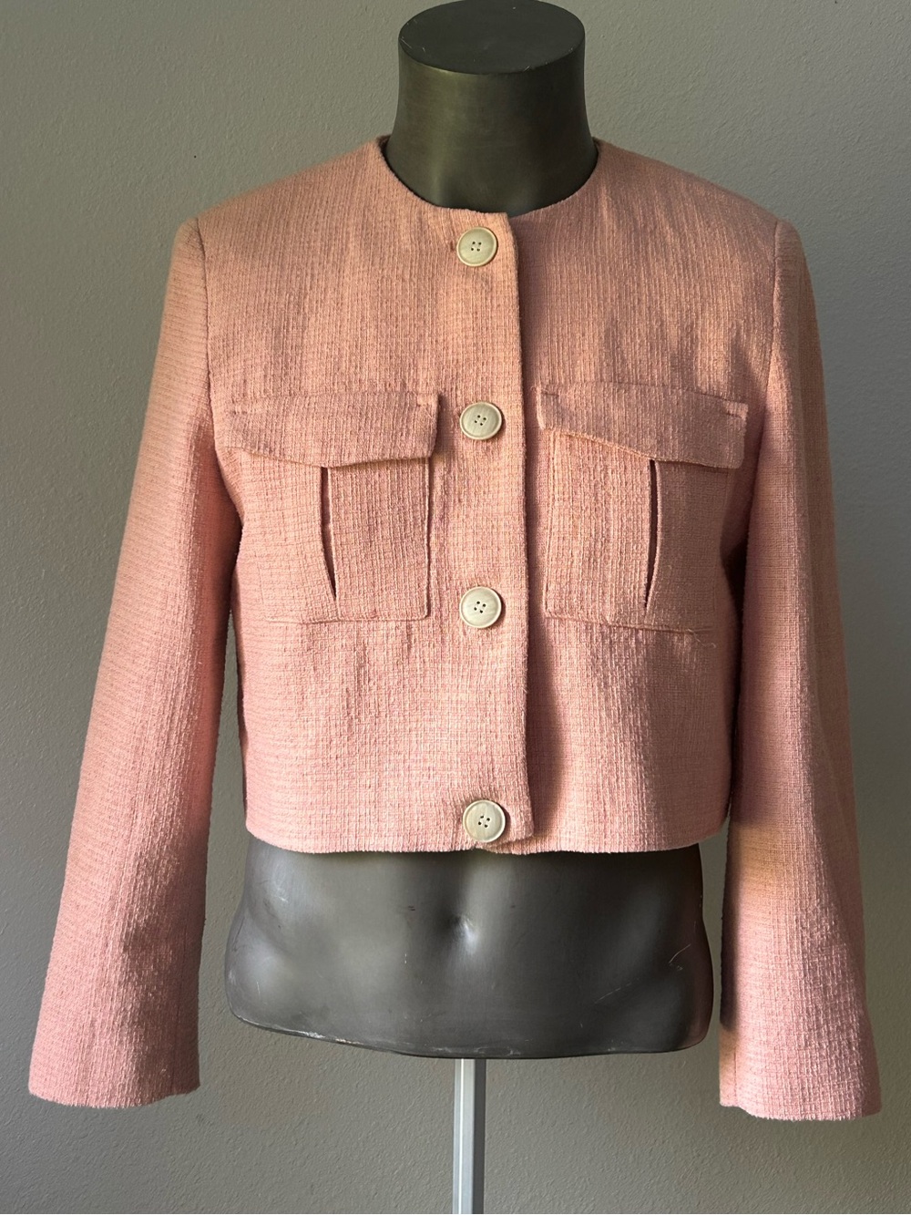 ZARA Cropped Rose Pink Bouclé Lightweight Cotton Jacket; Button Front (Size M)